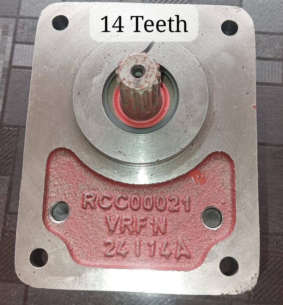 Swaraj Hydraulic pump 14 teeth